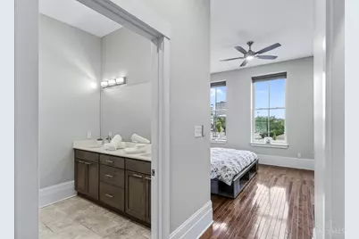 1008 Elm, Cincinnati, OH 45202 - Photo 15
