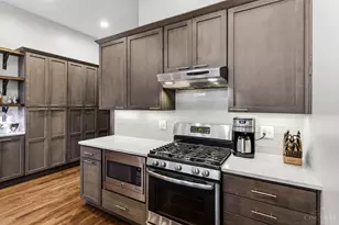 1008 Elm, Cincinnati, OH 45202 - Photo 5