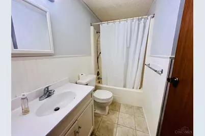 5064 Queenswood Court, West Chester, OH 45011 - Photo 9