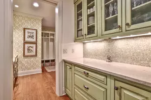 8060 Chinquapin Ln, Indian Hill, OH 45243 - Photo 23