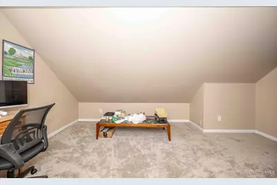 5542 Lawrence Road, Green Township, OH 45248 - Photo 33