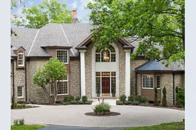 8690 Hopewell Road, Indian Hill, OH 45242 - Photo 3