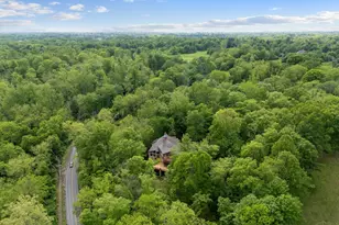 8690 Hopewell Rd, Indian Hill, OH 45242 - Photo 3