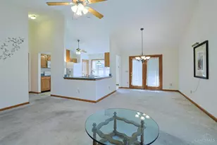 313 Sharon Ct, Middletown, OH 45042 - Photo 7