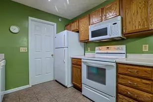 3181 Preserve Ln, Colerain Township, OH 45239 - Photo 13