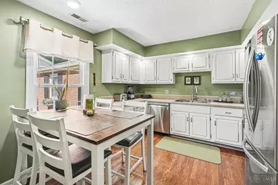 1326 Pennsbury Drive #20, Green Township, OH 45238 - Photo 5