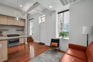 1509 Pleasant St, Cincinnati, OH 45202 - Photo 3