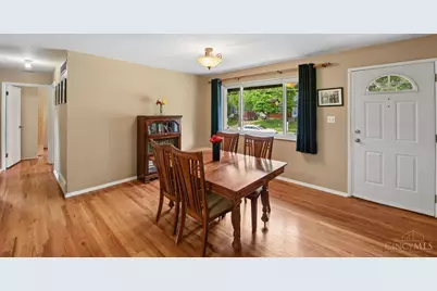 7089 Bluecrest Drive, Cincinnati, OH 45230 - Photo 3