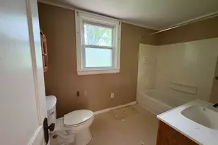 1083 Benz Ave, Cincinnati, OH 45238 - Photo 5
