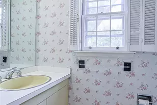 42 Fleming Rd, Wyoming, OH 45215 - Photo 39