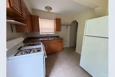 218 Ridgeway Road, Cincinnati, OH 45216 - Photo 3