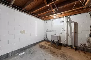 218 Ridgeway Rd, Cincinnati, OH 45216 - Photo 23