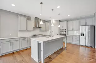 5074 Pedigree Ct, Liberty Township, OH 45011 - Photo 5