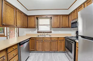2456 Bendel Dr, Turtle Creek Township, OH 45044 - Photo 13