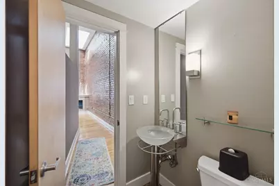 26 E Sixth Street #803, Cincinnati, OH 45202 - Photo 33