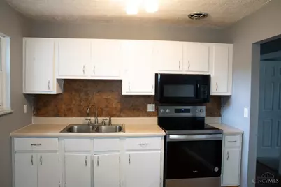 3148 Rockacres Court, Cincinnati, OH 45239 - Photo 9