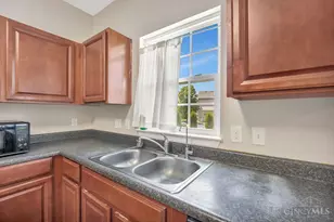 2625 Arroyo Ridge Ct, Hamilton, OH 45011 - Photo 11