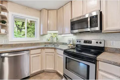 6023 Wayside Court, Cincinnati, OH 45230 - Photo 11
