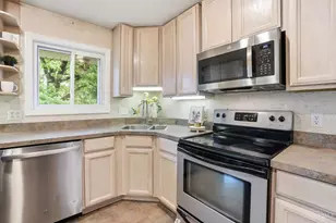 6023 Wayside Ct, Cincinnati, OH 45230 - Photo 11