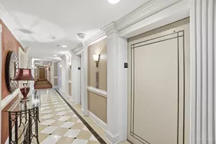 2200 Victory Pkwy, Cincinnati, OH 45206 - Photo 11