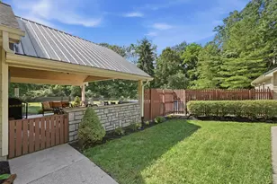 2215 Trappers Knoll Dr, Batavia Township, OH 45103 - Photo 7