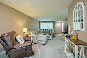 877 Tivoli Ln, Springdale, OH 45246 - Photo 7