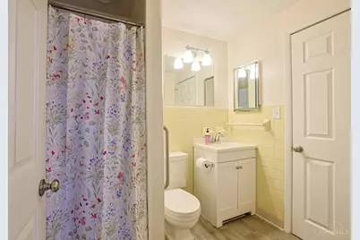 877 Tivoli Lane, Springdale, OH 45246 - Photo 19