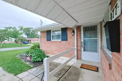 877 Tivoli Lane, Springdale, OH 45246 - Photo 3