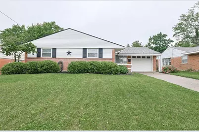 877 Tivoli Lane, Springdale, OH 45246 - Photo 1