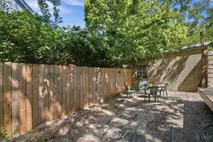 2355 Chickasaw St, Cincinnati, OH 45219 - Photo 37