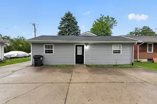 8405 Pippin Rd, Colerain Township, OH 45239 - Photo 3