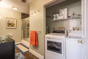 1407 Main St, Cincinnati, OH 45202 - Photo 11
