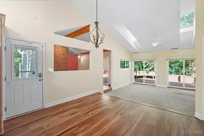 9870 Timbers Drive, Blue Ash, OH 45242 - Photo 11