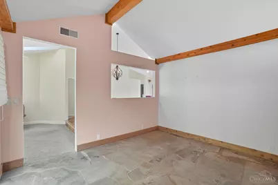 9870 Timbers Drive, Blue Ash, OH 45242 - Photo 19