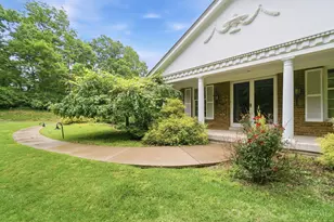 4 Beechurst Woods Ln, Green Township, OH 45233 - Photo 3
