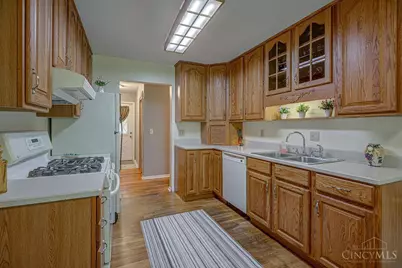 51 Chamberlin Court, Hamilton, OH 45013 - Photo 5