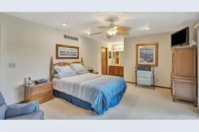 3170 Lakepointe Court #34, Cincinnati, OH 45248 - Photo 23