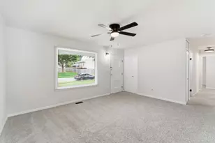 1010 Stratford Pl, Mason, OH 45040 - Photo 5