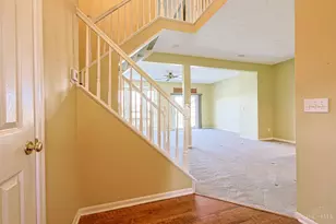 3886 Arbor Green Dr, Union Township, OH 45255 - Photo 5
