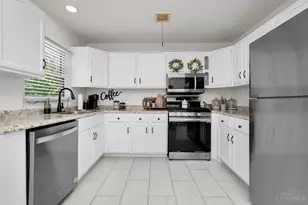 11649 Kenn Rd, Cincinnati, OH 45240 - Photo 13