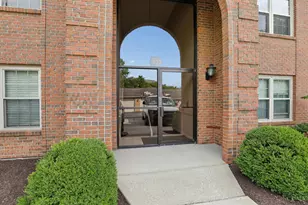 3371 Diehl Rd, Cincinnati, OH 45211 - Photo 3
