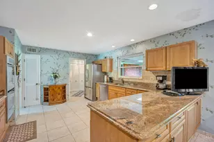 3345 Longmeadow Ln, Amberley, OH 45236 - Photo 11