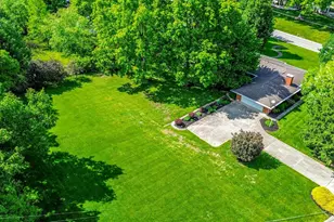 3345 Longmeadow Ln, Amberley, OH 45236 - Photo 43