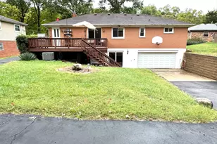2451 Hunt Rd, Reading, OH 45215 - Photo 9