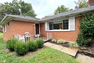 2451 Hunt Rd, Reading, OH 45215 - Photo 5