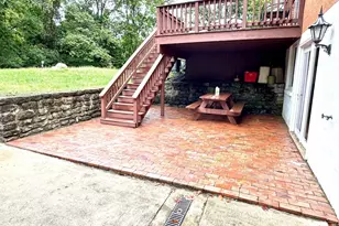 2451 Hunt Rd, Reading, OH 45215 - Photo 11
