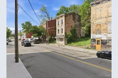 677 State Avenue, Cincinnati, OH 45204 - Photo 3