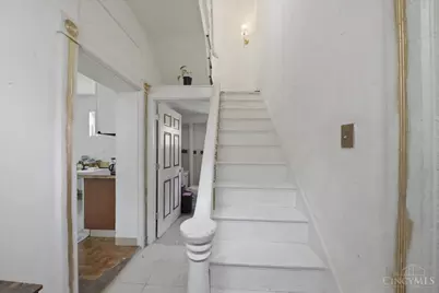 677 State Avenue, Cincinnati, OH 45204 - Photo 5