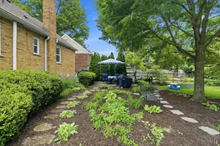7137 Silvercrest Dr, Sycamore Township, OH 45236 - Photo 27