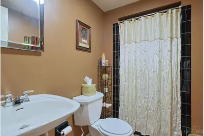 6585 Bridgetown Road, Green Township, OH 45248 - Photo 33